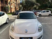 Usata VW Beetle 105 CV (77 kW) 2012 Bianco Utilitaria