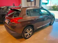 Begagnad Peugeot 2008 Allure 92 HK (67 kW) 2014 Brun SUV