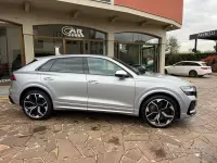 Usado Audi Q8 Ambiente 600 CV (441 kW) 2022 Gris SUV