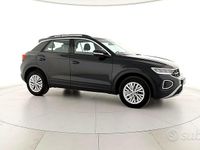 Usata VW T-Roc Life 150 CV (110 kW) 2024 Nero SUV