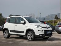 Usata Fiat Panda 4x4 S 95 CV (69 kW) 2016 Bianco Utilitaria