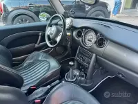 Usata Mini Cooper 116 CV (85 kW) 2006 Grigio Utilitaria