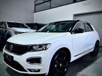 Usata VW T-Roc Advance 116 CV (85 kW) 2018 Bianco SUV