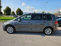 Usata VW Touran Comfortline 116 CV (85 kW) 2018 Gray Monovolume