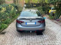 Usata Alfa Romeo Giulia Tech Edition 190 CV (139 kW) 2019 Grigio Berlina