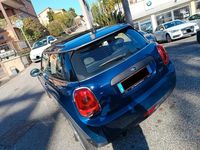 Usata Mini ONE 75 CV (55 kW) 2017 Blu Utilitaria