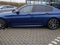 Usata BMW 530 M Sport 252 CV (185 kW) 2020 Blu/azzurro Berlina