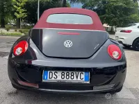 Usata VW New Beetle 105 CV (77 kW) 2009 Nero Utilitaria