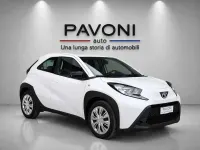 Usata Toyota Aygo X Active 72 CV (52 kW) 2022 Bianco pastello SUV