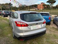 Usata Ford Focus 115 CV (84 kW) 2012 Argento Station wagon