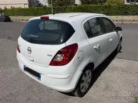Usata Opel Corsa Edition 95 CV (69 kW) 2015 Bianco Utilitaria