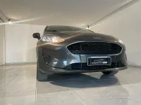 Usata Ford Fiesta Titanium 75 CV (55 kW) 2019 Grigio Utilitaria