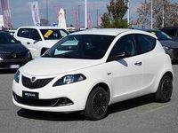 Usata Lancia Ypsilon Gold 69 CV (50 kW) 2023 Bianco Utilitaria