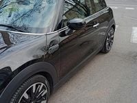 Begagnad Mini Cooper 75 HK (55 kW) 2022 Svart Halvkombi