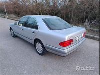 Usata Mercedes E250 1998 Berlina