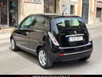 Usata Lancia Ypsilon 75 CV (55 kW) 2011 Nero Utilitaria