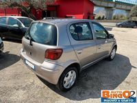 usata Toyota Yaris 1.0i 16V cat 5 porte Sol