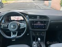 Usata VW Tiguan R-line 177 CV (130 kW) 2019 Nero SUV