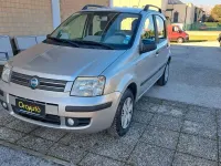 Usata Fiat Panda Dynamic 69 CV (50 kW) 2004 Argento Utilitaria