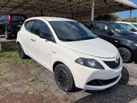 Usata Lancia Ypsilon S 70 CV (51 kW) 2024 Grigio Utilitaria