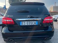 Usata Mercedes B180 Premium 109 CV (80 kW) 2013 Nero Monovolume