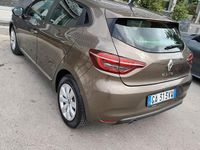 Usata Renault Clio V 116 CV (85 kW) 2020 Marrone Utilitaria