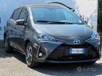 Usata Toyota Yaris Hybrid 73 CV (53 kW) 2019 Grigio Berlina