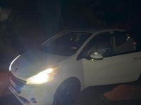 Usata Peugeot 208 82 CV (60 kW) 2015 Bianco Utilitaria