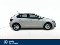 Usata VW Polo Life 95 CV (69 kW) 2023 Grigio / pastello Utilitaria