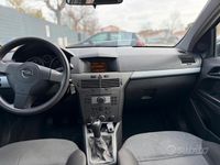 Usata Opel Astra 110 CV (80 kW) 2004 Berlina