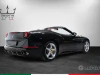 Usata Ferrari California 560 CV (411 kW) 2016 Nero Cabrio
