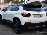 Usata Jeep Avenger Summit 101 CV (74 kW) 2024 Bianco pastello SUV