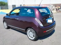 Usata Lancia Ypsilon 95 CV (69 kW) 2006 Marrone Utilitaria