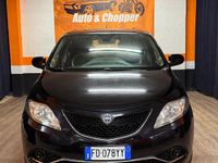 Usata Lancia Ypsilon Gold 95 CV (69 kW) 2016 Nero Utilitaria