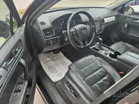 Usata VW Touareg 245 CV (180 kW) 2012 Nero SUV