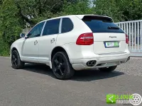 Usata Porsche Cayenne 239 CV (175 kW) 2009 Bianco SUV