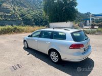 Usata VW Passat 140 CV (102 kW) 2012 Grigio Station wagon