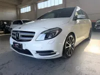 Usata Mercedes B200 Premium 136 CV (100 kW) 2013 Bianco Utilitaria