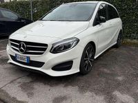Usata Mercedes B200 Night 136 CV (100 kW) 2017 Bianco Utilitaria