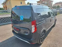 Usata Dacia Dokker Stepway 90 CV (66 kW) 2018 Grigio Monovolume