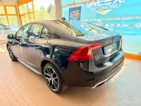 Usata Volvo S60 136 CV (100 kW) 2014 Nero Berlina