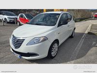 Usata Lancia Ypsilon Gold 69 CV (50 kW) 2011 Bianco Utilitaria