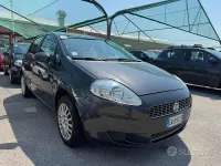 Usata Fiat Grande Punto 65 CV (47 kW) 2010 Nero Utilitaria