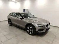 Usata Volvo V60 CC 197 CV (144 kW) 2021 Grigio Station wagon