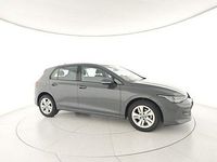 Usado VW Golf VIII Life 116 CV (85 kW) 2025 Gris Utilitario