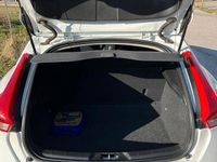Usata Volvo V40 Business Edition 120 CV (88 kW) 2019 Bianco Berlina