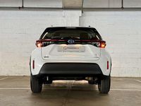 Usata Toyota Yaris Cross Active 92 CV (67 kW) 2023 Bianco pastello SUV