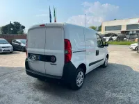 Usata Fiat Doblò Lounge 95 CV (69 kW) 2020 Bianco Monovolume
