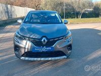 Usata Renault Captur Intens 101 CV (74 kW) 2020 Grigio SUV