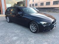 Usata BMW 318 150 CV (110 kW) 2017 Blu Station wagon